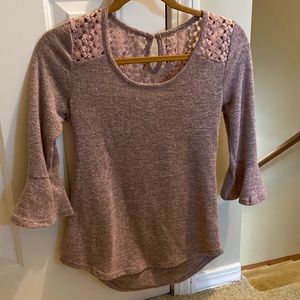 No Boundaries small mauve top